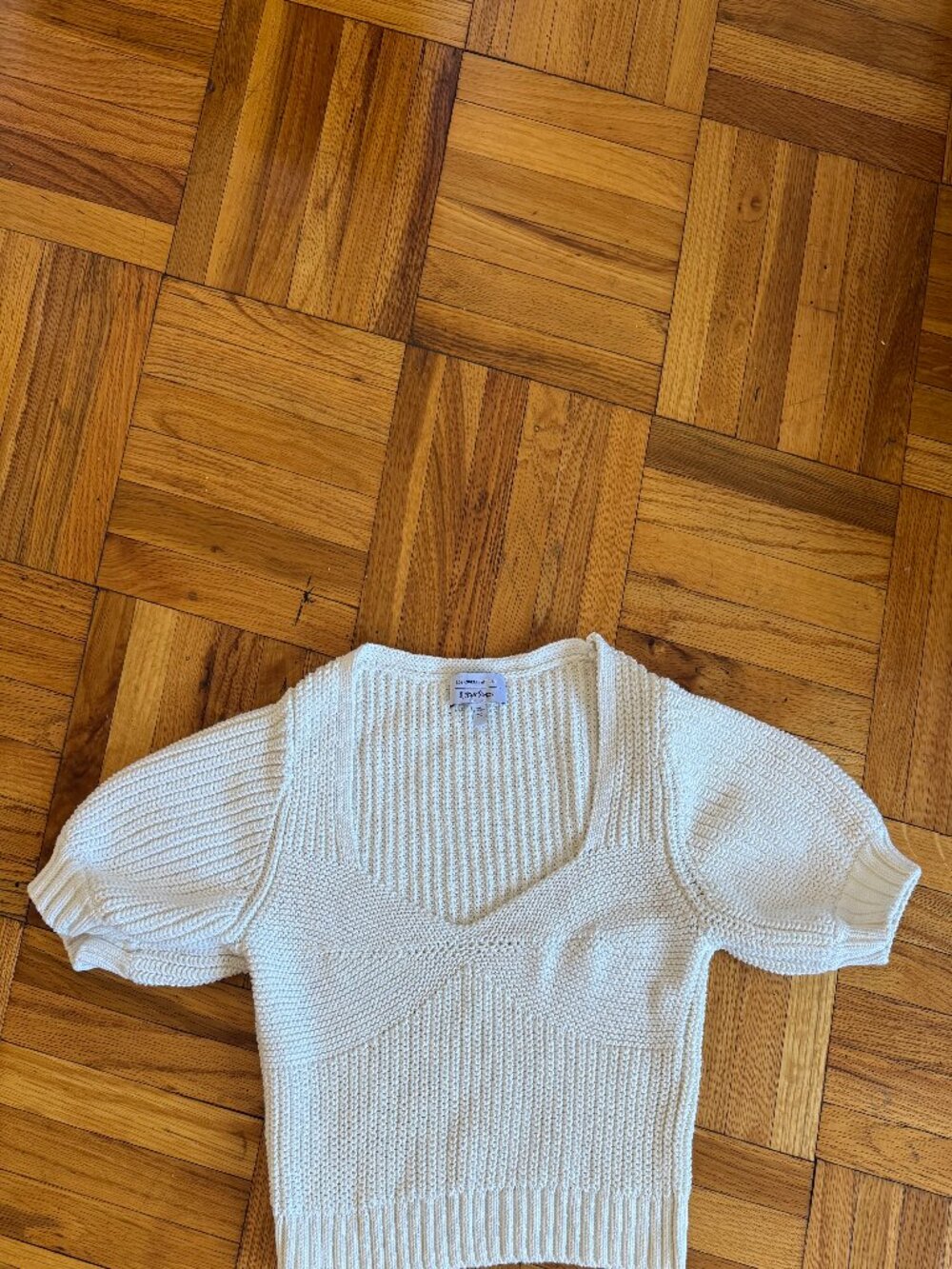 &OS / & OTHER STORIES LIKE NEW COTTON WHITE PUFF SLEVE KNIT CROP TOP SIZE SMALL